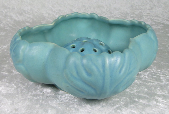 Van Briggle Ming Blue Turquoise Glaze Oak Leaf Vase Flower Frog