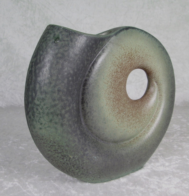 Toyo Pottery Spiral Vase