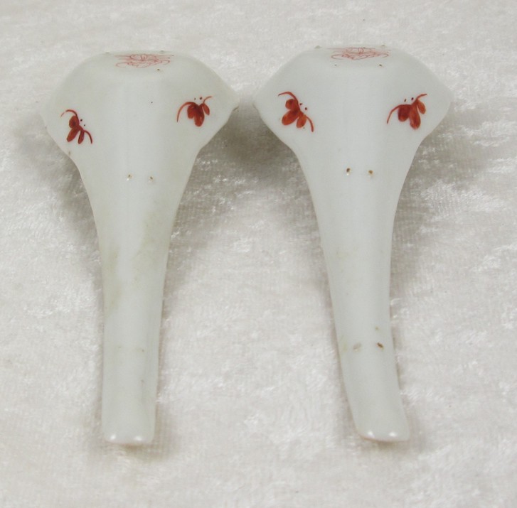 Vintage Pair of Chinese Porcelain Soup Spoons with a Grasshopper