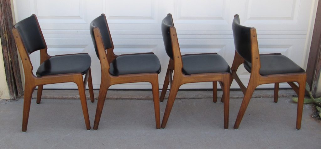 Set of 4 Erik Buch Model 89 Dining Chairs