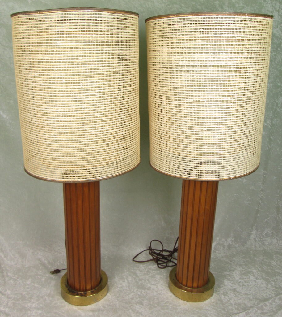 Pair Vintage Mid Century Modern Gruvwood Lamps