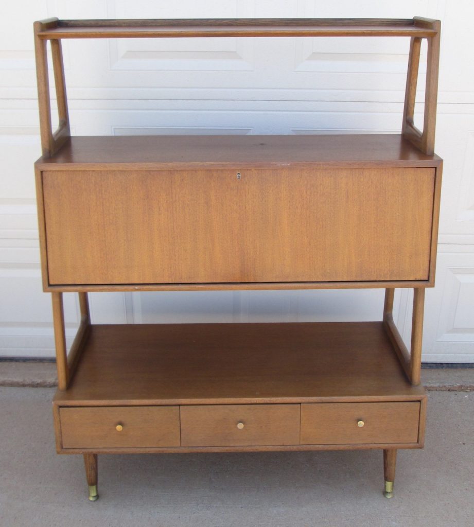 Saginaw Furniture Room Divider Desk Shelves